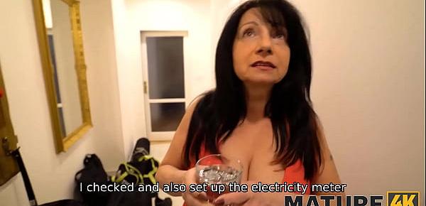  MATURE4K. Mature woman asks fixer not to stop but increase the fucking pace